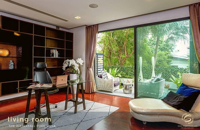 Exclusive Waterfall Pool Vila in Bangkok