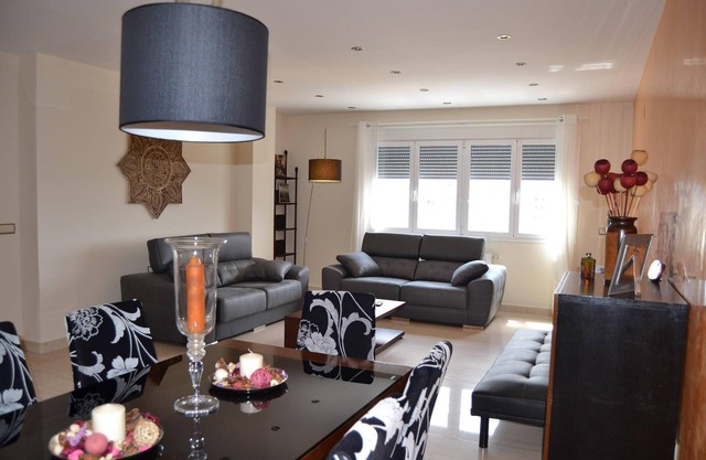 EXCLUSIVE APARTMENT/PENTHOUSE OF 165 M. IN THE CENTER-WIFI