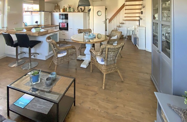Exclusive apartment with large roof terrace near the beach with sauna
