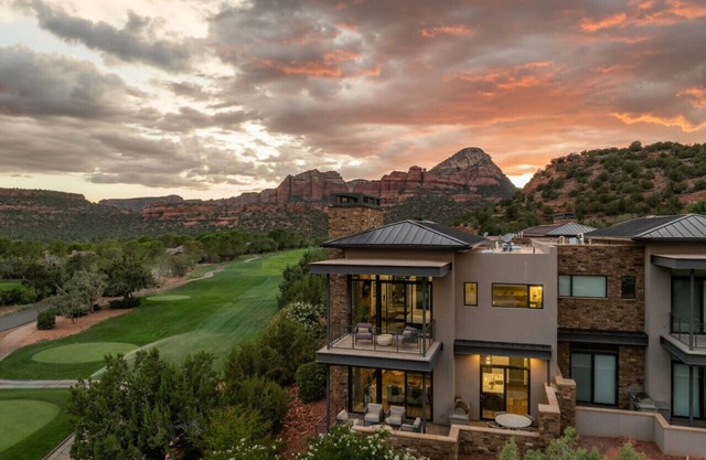 Exclusive Golf Resort | Views, Luxury, Comfort