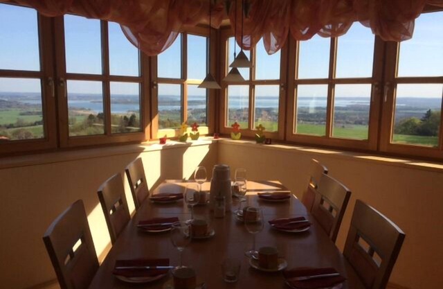 Exclusive large holiday home with a view of Lake Chiemsee