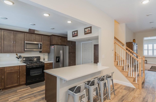 Executive Apartment Cleveland's Little Italy