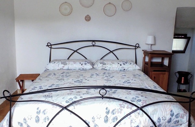 Experience authentic Abruzzo! Fedora's House in Capestrano, your ideal retreat.