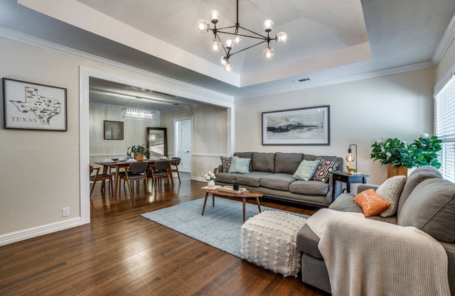 Experience the best of Dallas-Near Bishop Art and DT Dallas.