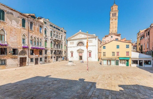 Experience Venetian Luxury - A 5-Storey Palace Lavish Apartment in San Marco