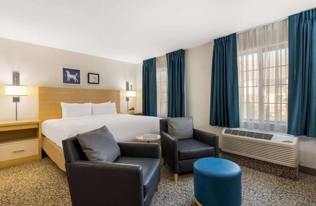 Explore Local Gems from This Spacious Suite with Swimming Pool In Charlotte