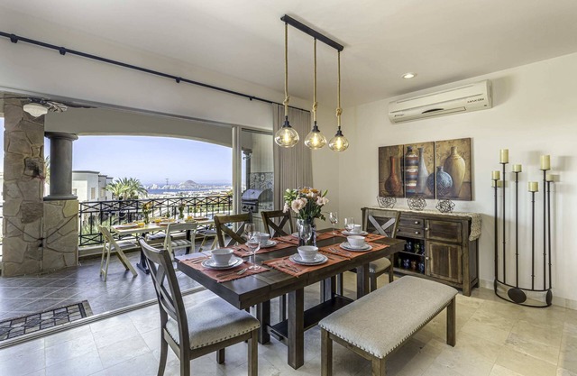 Exquisite 2 BR + Grill & Ocean Views @ Tezal !