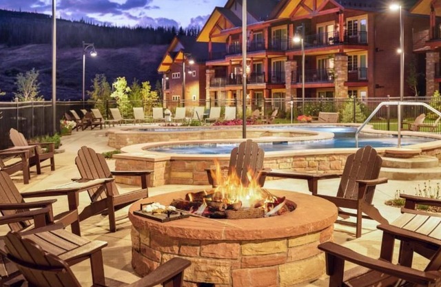 Exquisite Upscale Oasis · Ski Resort