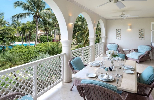 Exquisitely furnished two-bedroom apartment