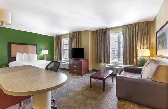 Extended Stay America Suites Phoenix Midtown