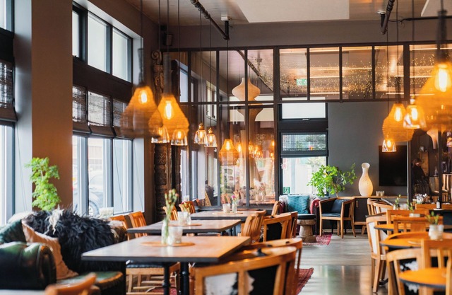 Eyja Guldsmeden Hotel