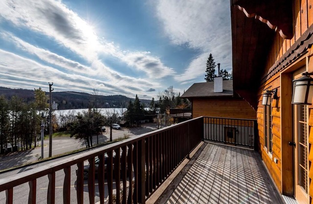 Ezeras for 4 people with a hot tub