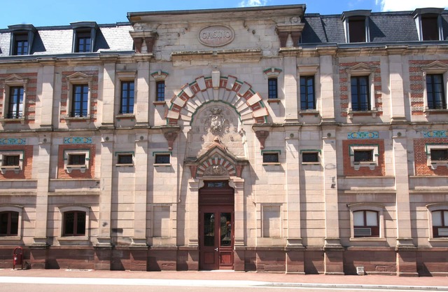 F2 At the foot of the thermal baths