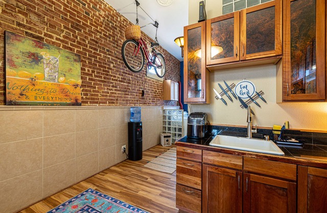 Fab & Fancy Free in Downtown Denver: 5 Points, Curtis Park, RiNo