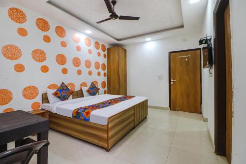FabExpress Abode Inn