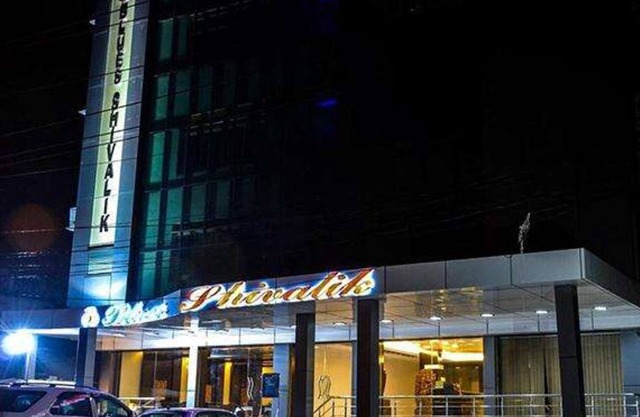 Fabhotel Blue Shivalik