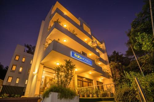 FabHotel BMK Grand