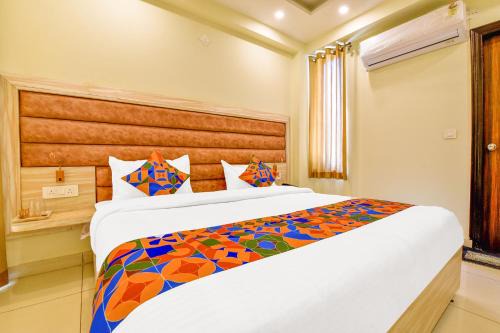 FabHotel Pacific Inn