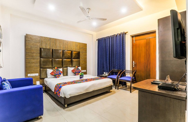 Fabhotel The Residency