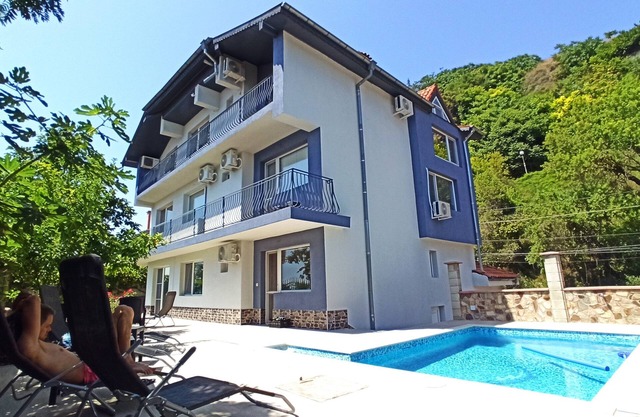 Fabulous holiday home with sea view for the whole family!