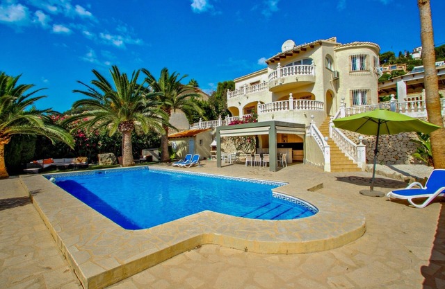 Fabya - sea view villa with private pool in Teulada