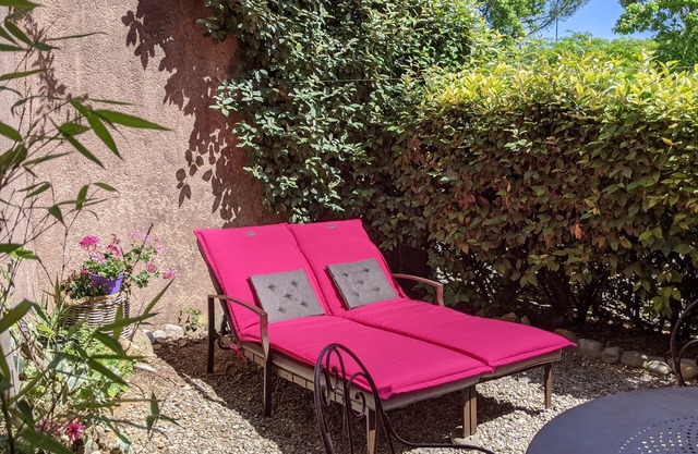 Face aux Thermes de Gréoux, T1 Classé 40m2 Avec Parking et Jardins Privatifs