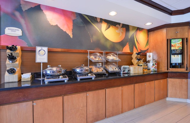 Fairfield Inn & Suites by Marriott White Marsh