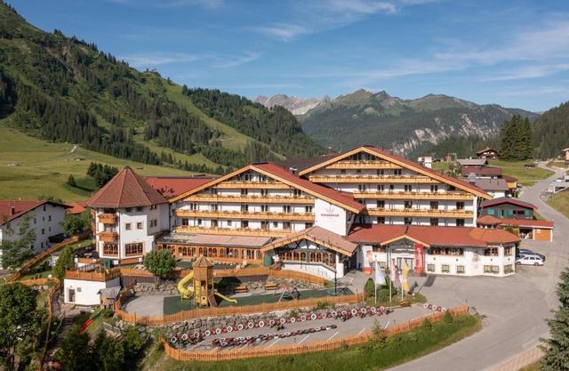 Familotel Kaiserhof - Families only