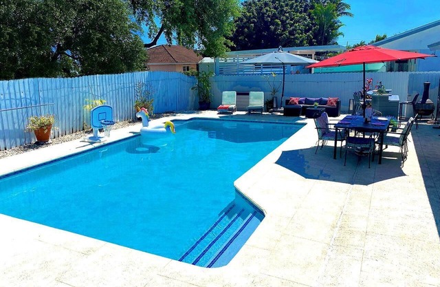 Family Favorite-Heated Pool-2 Kings- Everglades