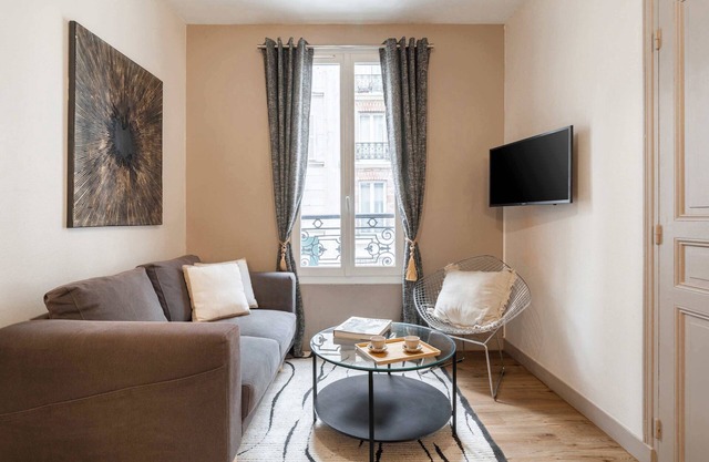 Family flat: 2 bedrooms close to attractions