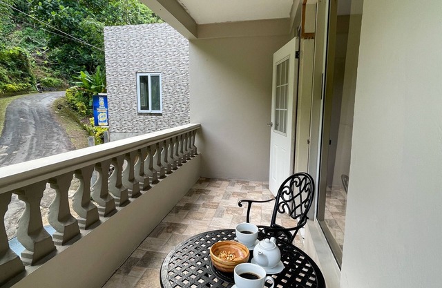 Family-friendly environment with panoramic views of the mountains