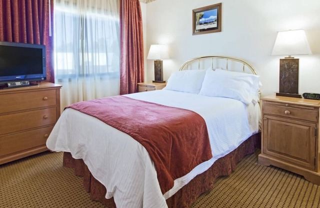 Family-Friendly Condo w/ Nearby Hiking, Skiing, Lake Activities & Scenic Views