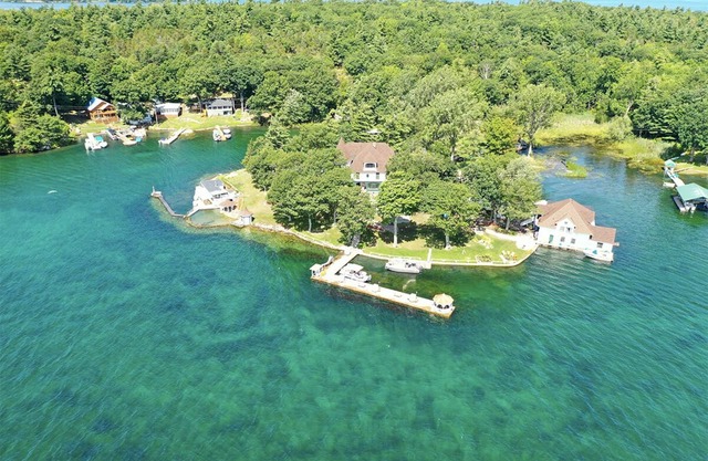 Family Friendly Cottage on Private Island