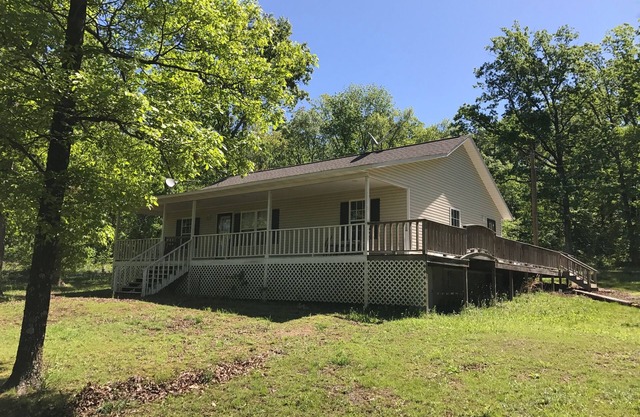 Family-friendly home, One Mile to Boat Launch and Hill Creek Marina