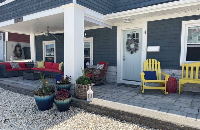 Family friendly house - only two houses from the beach!