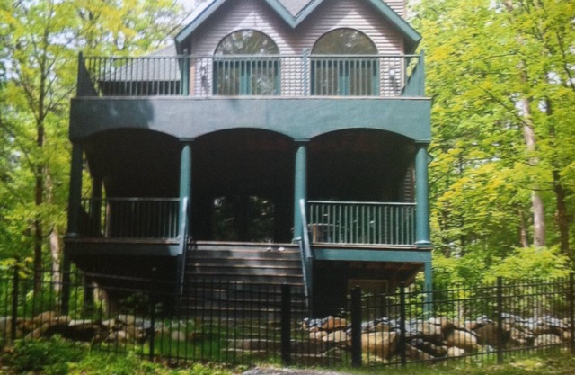 Family Fun House at The Lake
