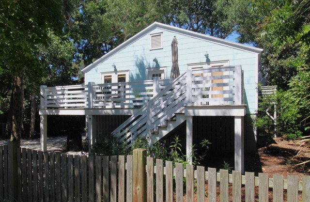 Family fun with three homes near Center Street