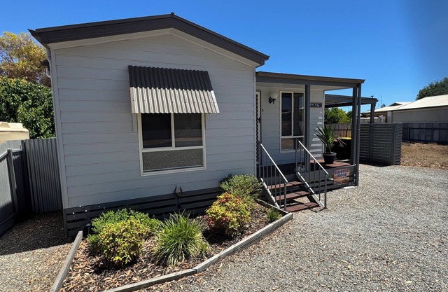Family Getaway in Moonta Bay