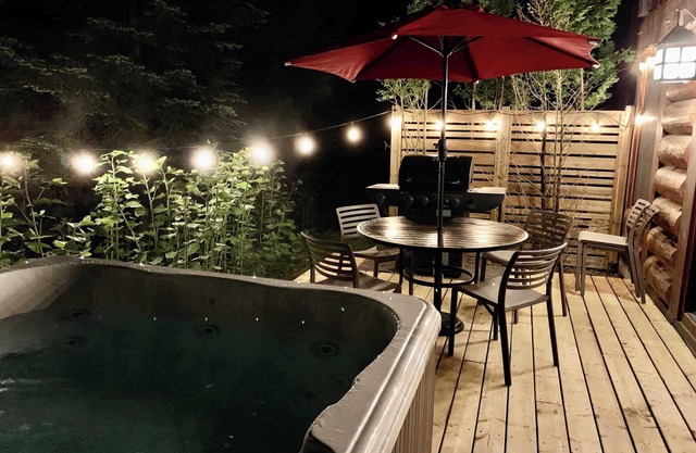 Family Lake Access Chalet w/Spa