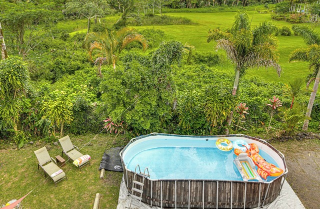 Family Retreat in Mountain View: Pool & Hot Tub!