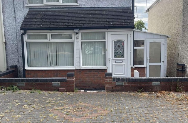 Family-sized house with garden