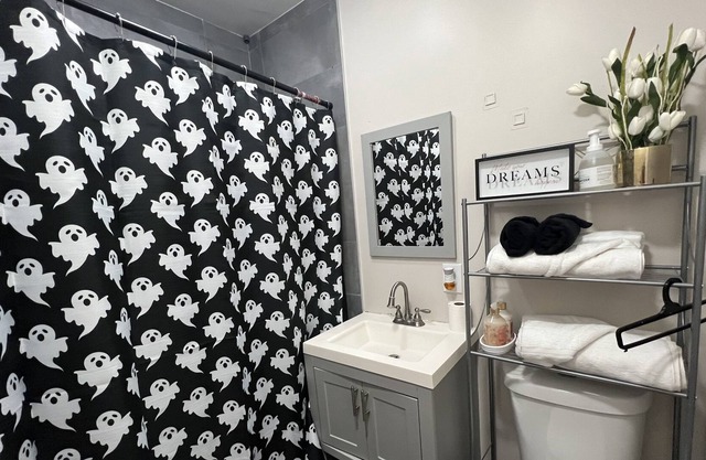 Family sized unit with accessible groceries and free drive way for parking