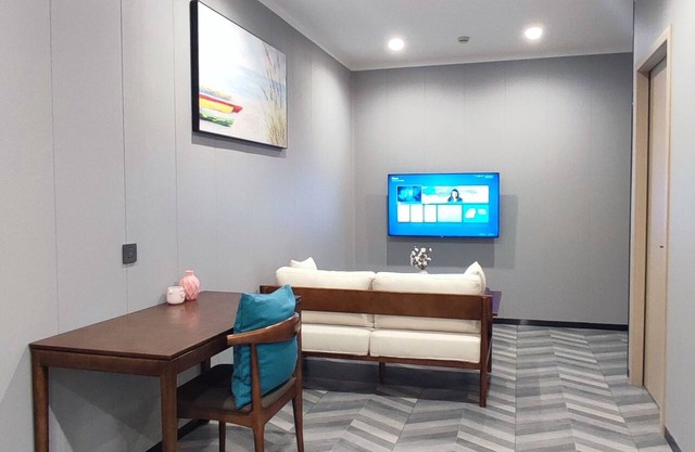 Fan's Hotel Ormoc