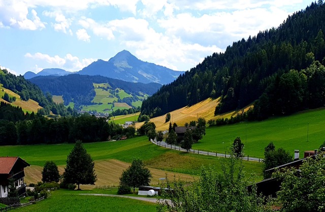 Fantastic group accommodation near the ski lift