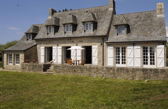 Fantastic villa with sea views on the Cap de la Chèvre on the Crozon peninsula