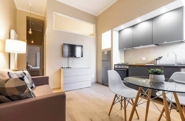 Fantoni Excelsior Milan City Netflix 6 people