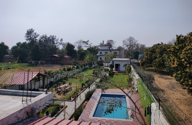 Farm house for Party with Pool 5bhk