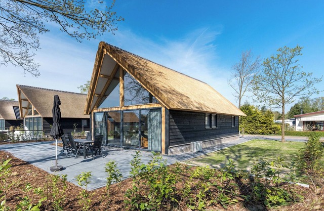 Farm Lodge 674 - Three Bedroom Resort, Sleeps 6