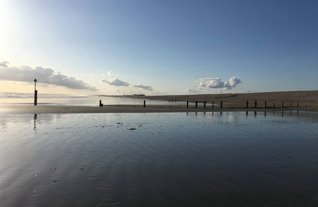 Farmhouse Holiday Lodge, near West Wittering beach, Chichester & Goodwood