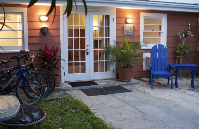 Faubourg Marigny Cottage W Private Courtyard Walk To FrenchQuarter&Frenchman St